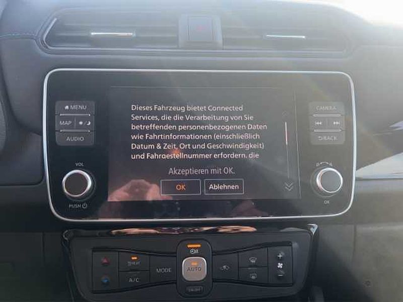 Nissan Leaf N-Connecta 40 kWh Navi 360 Kamera LED Scheinwerferreg. ACC Apple CarPlay